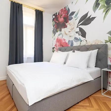 The Enchanted Premium Boutique Apartments *